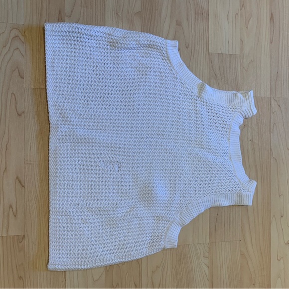 525 High-Neck Knit Sweater Vest -W/ Defect - Picture 3 of 5